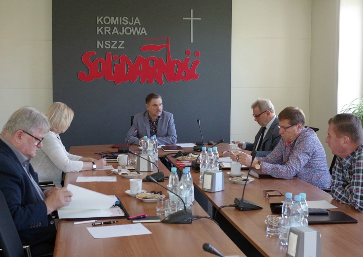 Posiedzenie Prezydium Komisji Krajowej NSZZ "Solidarność" "Solidarność" ostrzega – KE chce narzędzi do gwałtownej i brutalnej likwidacji polskiego przemysłu