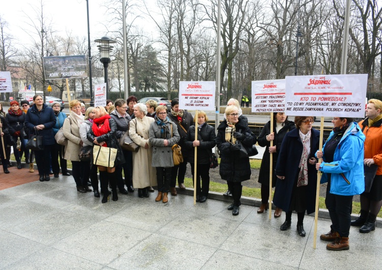 Tomasz Gutry [FOTORELACJA] W obronie Kopalni Węgla Kamiennego "Krupiński". Protest w Warszawie.