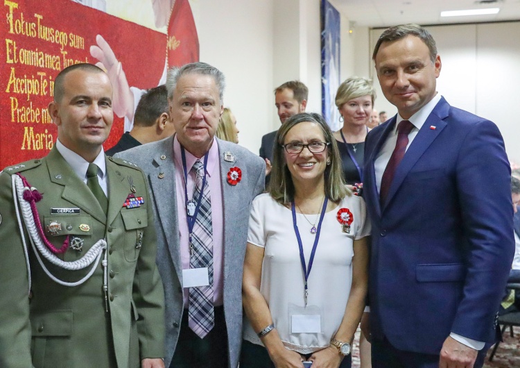 Andrzej Hrechorowicz Andrzej Duda spotkał się z rodzicami amerykańskiego żołnierza, który uratował życie Polakowi