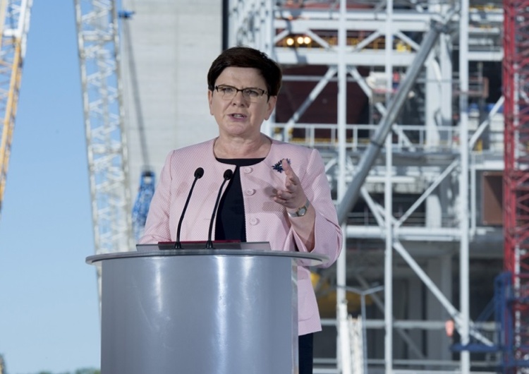 P. Tracz Przepis premier Szydło na sukces: "Wystarczy nie kraść". Proste?