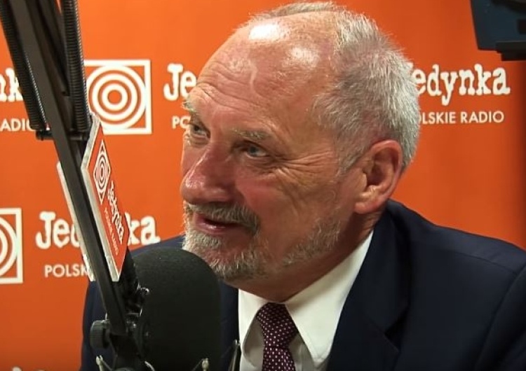  [video] Antoni Macierewicz: Kupimy technologie stawiające Polskę w rzędzie najnowocześniejszych państw