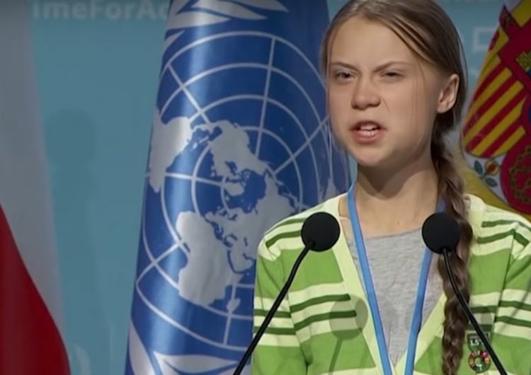 Greta Thunberg Greta Thunberg usuwa tweeta z 2018 roku. 