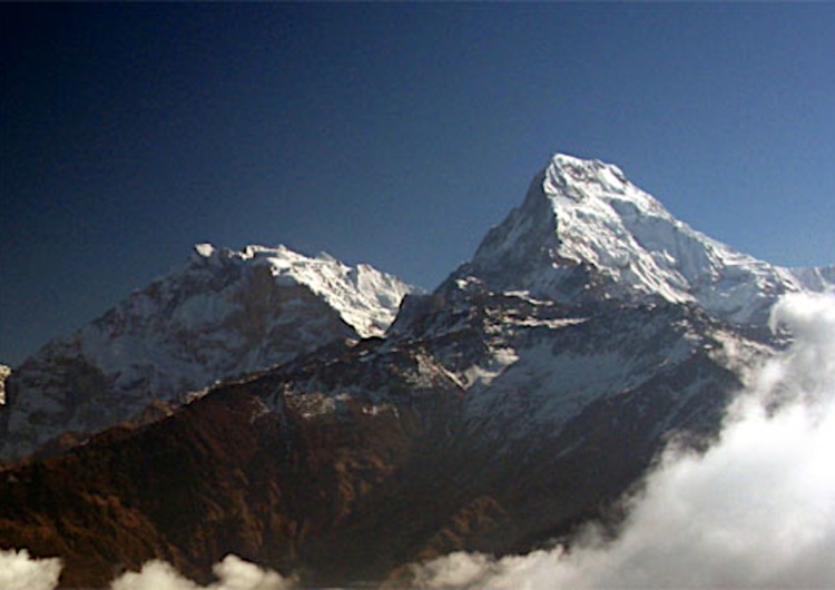 Annapurna. Himalaje O tej akcji ratunkowej mówi świat. Polski himalaista: Myśleliśmy, ze idziemy po ciało. Uratowaliśmy człowieka