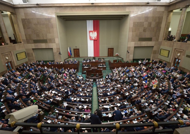 Sejm Sejm uchwalił nowelizację ustawy o emeryturach pomostowych