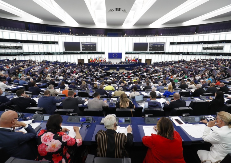 Parlament Europejski „W PE wyłania się większość, która chce zmienić UE w superpaństwo”. Europoseł PiS ostrzega