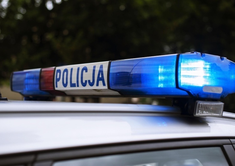Policja Trzech młodych mężczyzn zginęło wypadku renault w Hamrężach