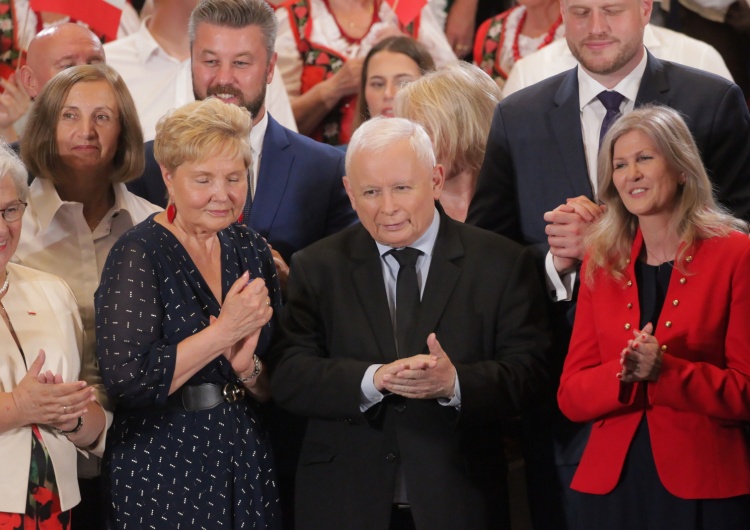 Prezes PiS Jarosław Kaczyński Jarosław Kaczyński: Piekło kobiet było za czasów PO