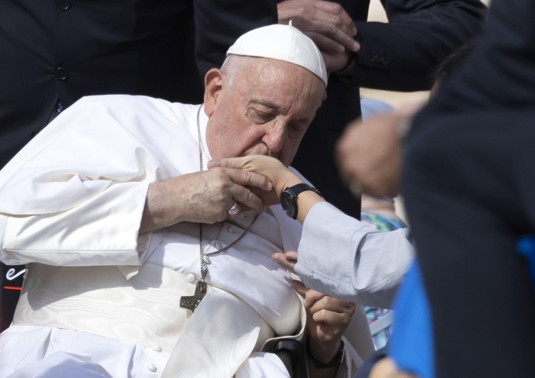 Papież Franciszek Franciszek: Marzę o komunikacji kościelnej, która w centrum stawia Boga i bliźniego