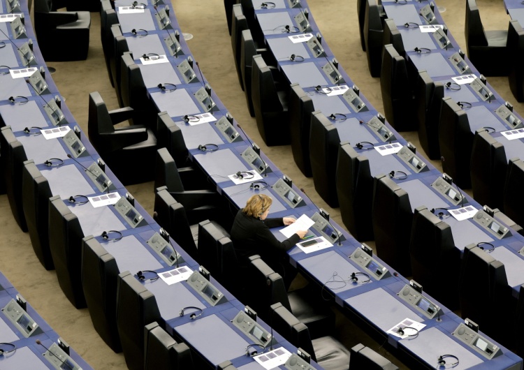 Zdjęcie ilustracyjne Głosowanie w PE ws. zmiany traktatów UE. Kto z Polski był za rezolucją?