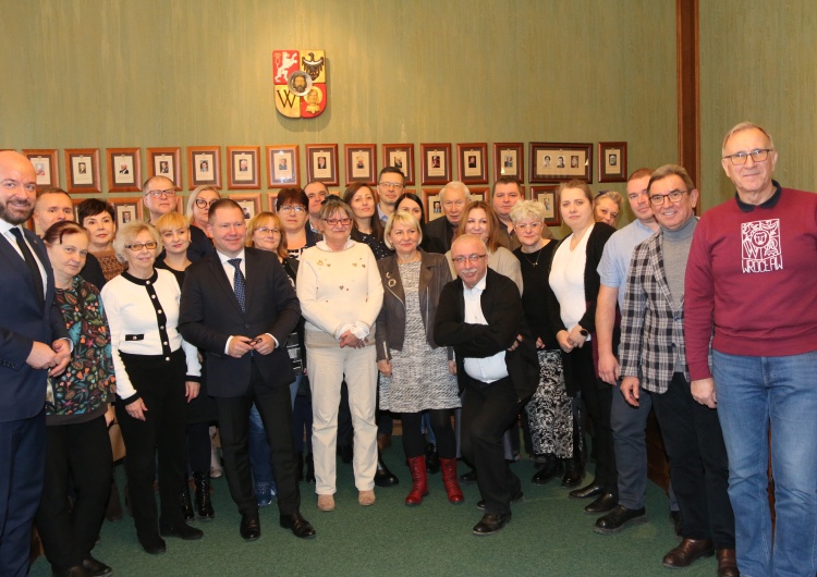 Podpisanie porozumienia we wrocławskim ratuszu We wrocławskim magistracie podpisano porozumienie