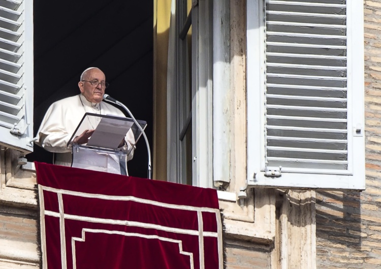 Papież Franciszek Franciszek: „Ta eskalacja wojny mnie przeraża