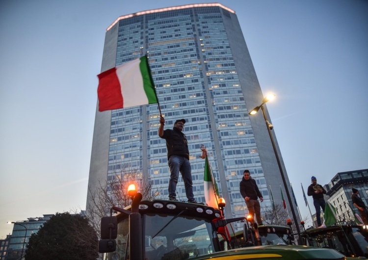 Włoscy rolnicy protestują Protesty w kolejnym kraju UE. Włoscy rolnicy wyszli na ulice