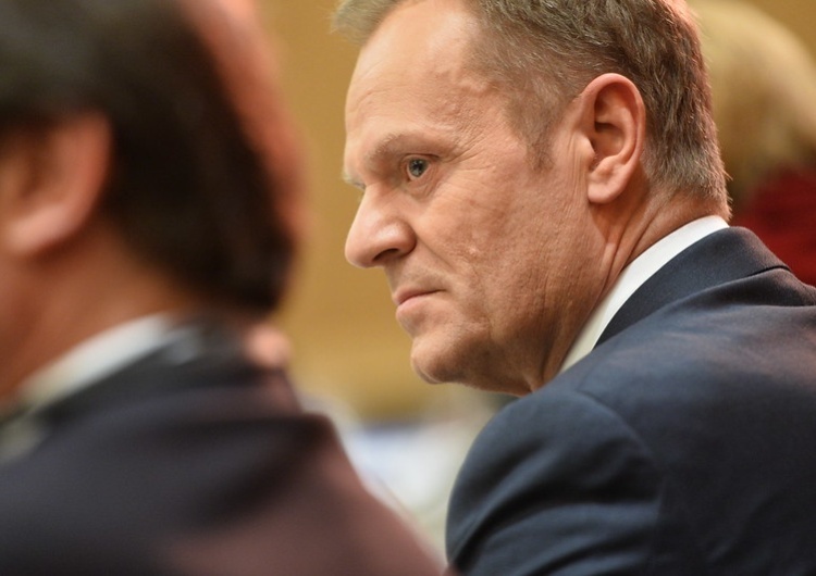 Donald Tusk  Tusk zabrał głos ws. CPK. Pod jego wpisem pojawiła się specjalna adnotacja