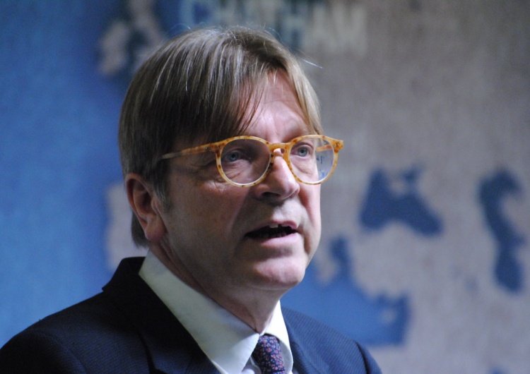 Guy Verhofstadt  Guy Verhofstadt mija się z prawdą? Jest odpowiednia adnotacja w mediach społecznościowych 