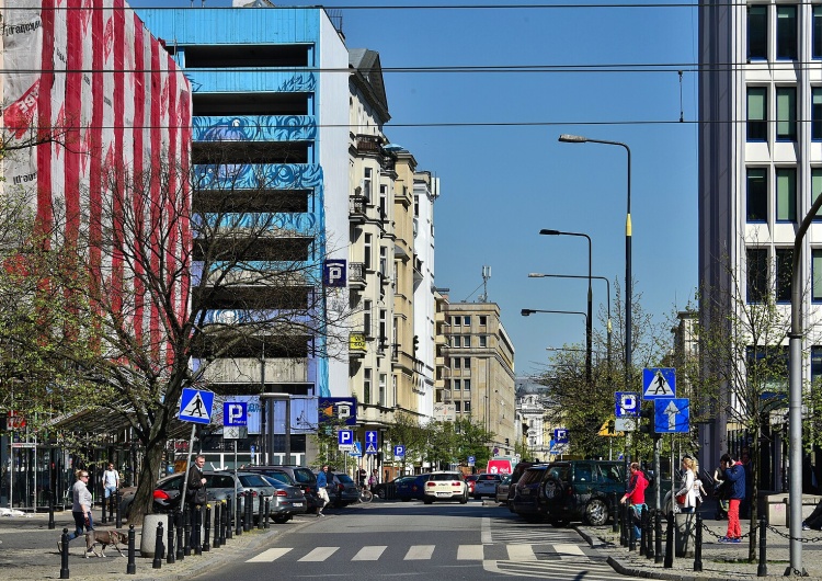 Ulica Żurawia przy ul. Marszałkowskiej Nie żyje brutalnie zgwałcona w centrum Warszawy 25-latka