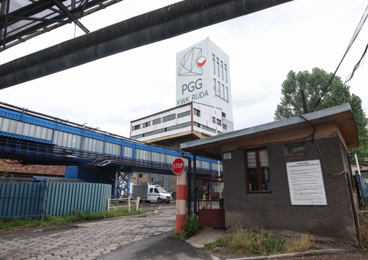 Zdjęcie ilustracyjne Ruda Śląska: Groźny wypadek w kopalni. Są poszkodowani górnicy