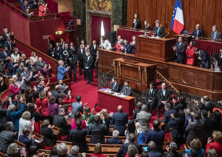 Francuski parlament przegłosował wpisanie prawa do aborcji do konstytucji Papieska Akademia Życia o francuskiej konstytucji: Aborcja nie może być prawem