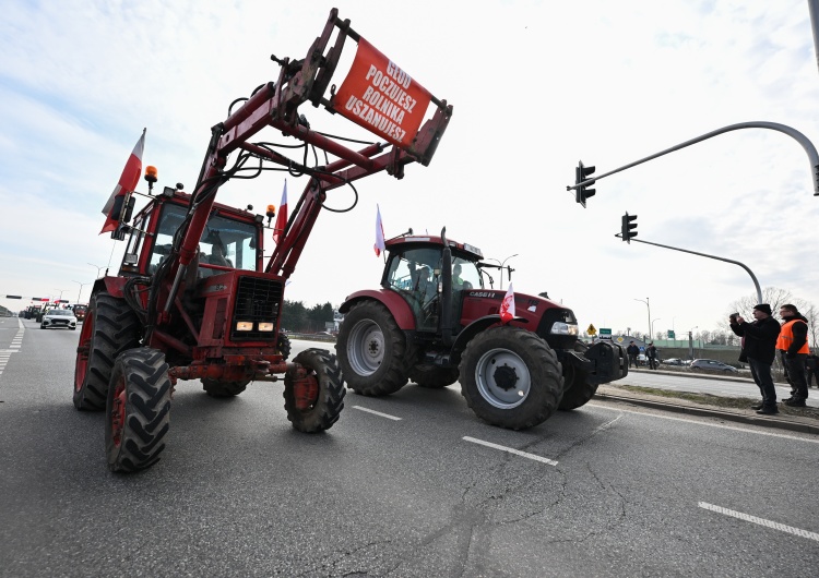 Protest rolników  Przewodniczący Solidarności RI dla Tysol.pl: Władze boją się prostego chłopa z traktorem