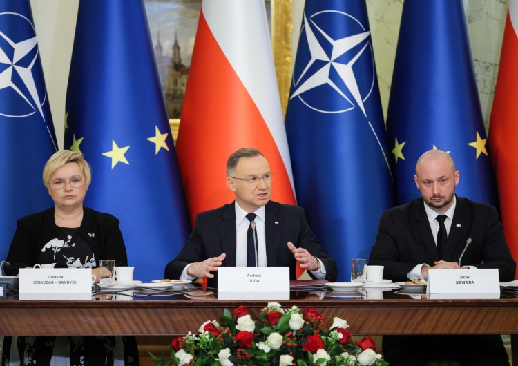 Andrzej Duda podczas Rady Bezpieczeństwa Narodowego Ruszyła Rada Bezpieczeństwa Narodowego. Prezydent zabrał głos