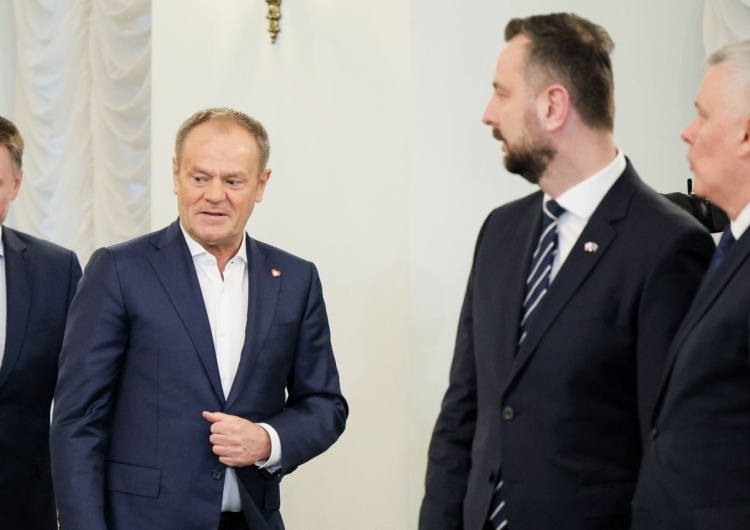 Donald Tusk Hołownia i Kosiniak-Kamysz odpowiadają Tuskowi