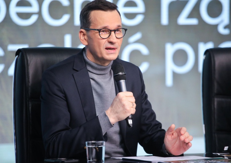 Mateusz Morawiecki Co zerowy VAT na żywność oznacza dla Polaków? Były premier podał wyliczenia
