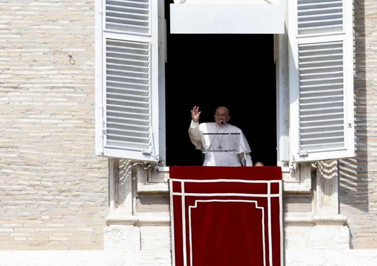 Papież Franciszek Papieskie orędzie: Jesteśmy powołani, by siać nadzieję i budować pokój