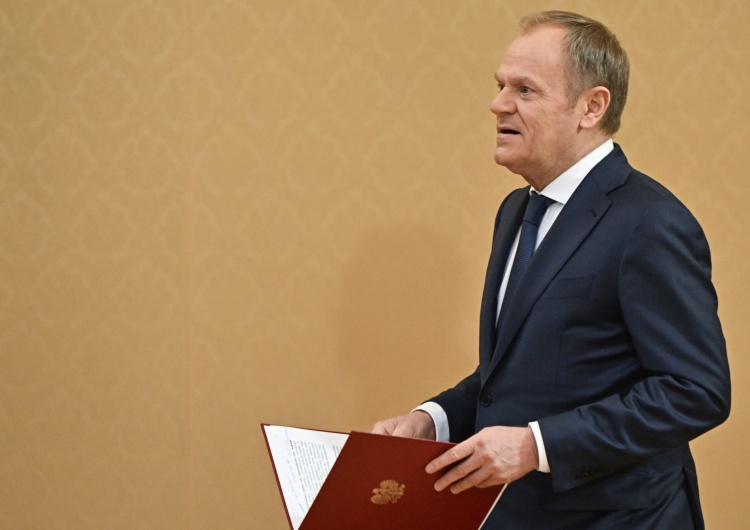 Donald Tusk Komisarz Wojciechowski napisał list do premiera Tuska: „Potrzebny jest tutaj głos Polski”