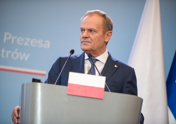 Donald Tusk Zbigniew Kuźmiuk: Po cichu rząd Tuska przekazał TVP 0,6 mld zł