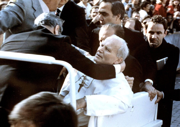Zamach na Jana Pawła II Dziś 43. rocznica zamachu na papieża Jana Pawła II