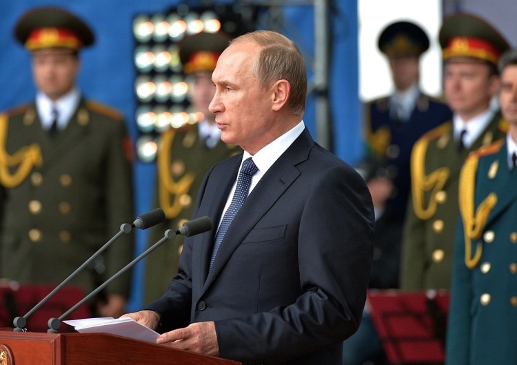 Vladimir Putin i armia  Ukraiński wywiad: Tysiące rosyjskich wojskowych chce się oddać do niewoli 