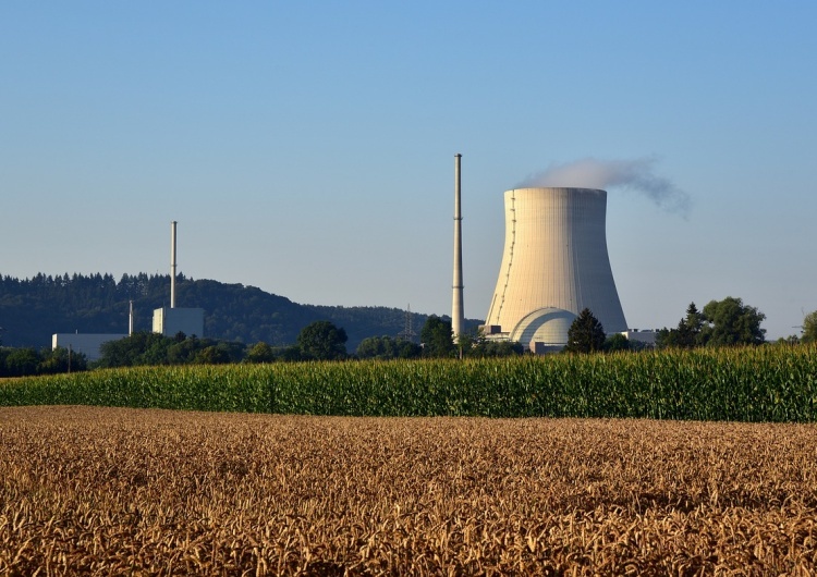 Elektrownia jądrowa, zdjęcie poglądowe Ekspert: Rząd Tuska zapowiada potężne opóźnienie programu elektrowni atomowej