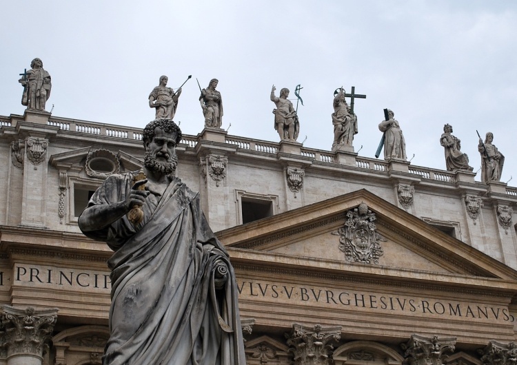 Plac św. Piotra Nowe watykańskie przepisy dotyczące domniemanych zjawisk nadprzyrodzonych