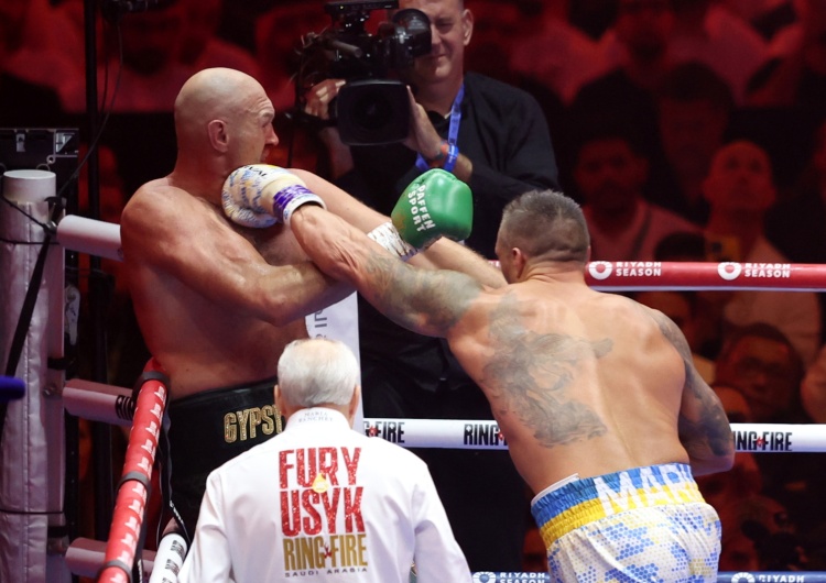 Oleksandr Usyk kontra Tyson Fury Tyson Fury w ogniu krytyki po porażce. Legenda boksu nie zostawia na nim suchej nitki 