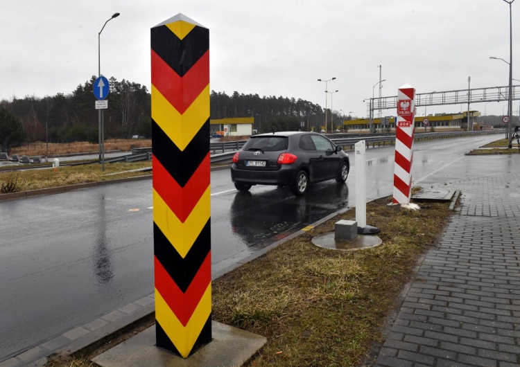 Przejście graniczne z Niemcami w Lubieszynie Zaskakujące unijne dane: Niemcy emigrują do Polski