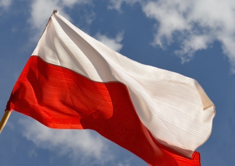 Polska flaga  Ryszard Czarnecki: Fajnie jest być Polakiem! 