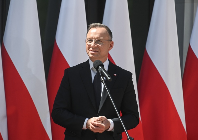 prezydent Andrzej Duda Otoczenie prezydenta ujawnia: rząd nawet nie próbował dogadać się ws. ambasadora przy NATO 