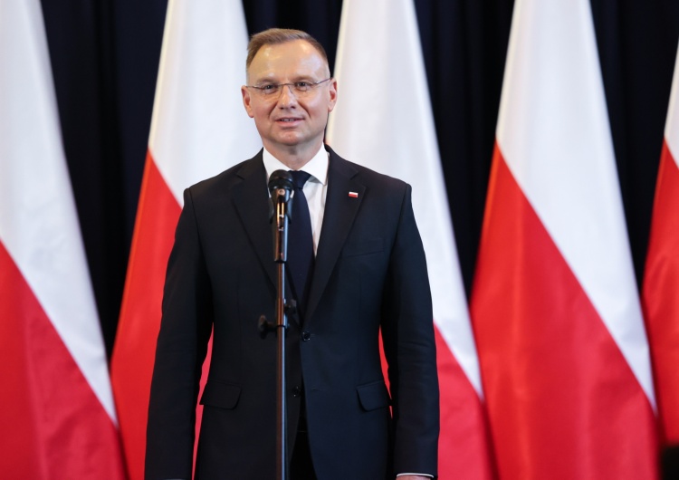 prezydent Andrzej Duda Prezydent Duda stanął w obronie wielkich inwestycji w Polsce 