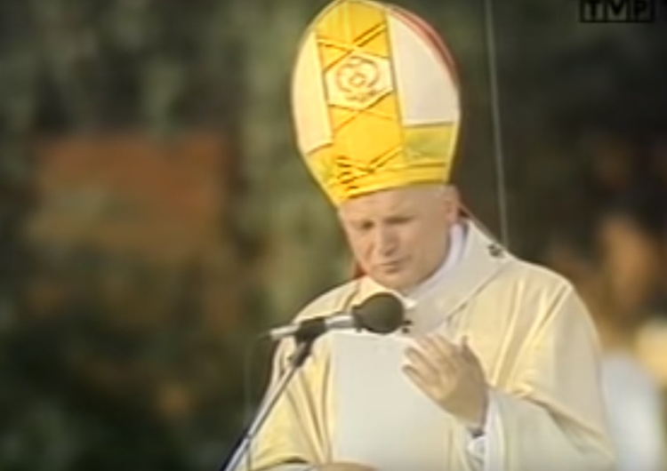 Jan Paweł II podczas pierwszej pielgrzymki do Polski Tadeusz Płużański: 