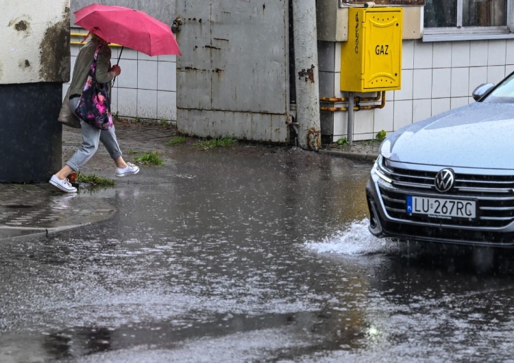 Ulewa w Lublinie, 04.06.2024 r. Burze i deszcze nie odpuszczają. Nowy komunikat IMGW