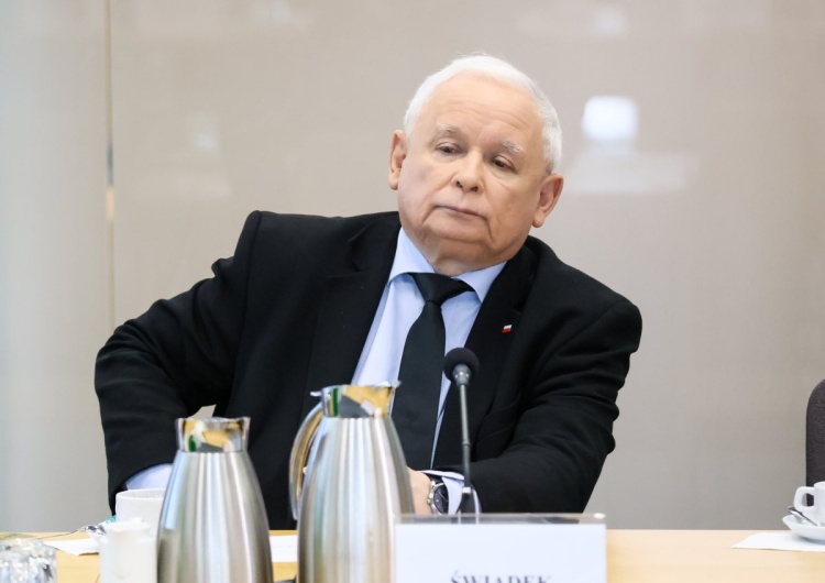 Jarosław Kaczyński Prezes PiS chce wykluczenia szefa komisji ds. tzw. afery wizowej: „Pan też uczestniczył w procederze”