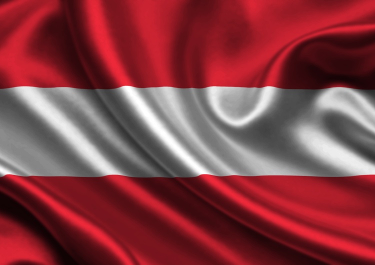 Flag Austrii  Prawica triumfuje także w Austrii 