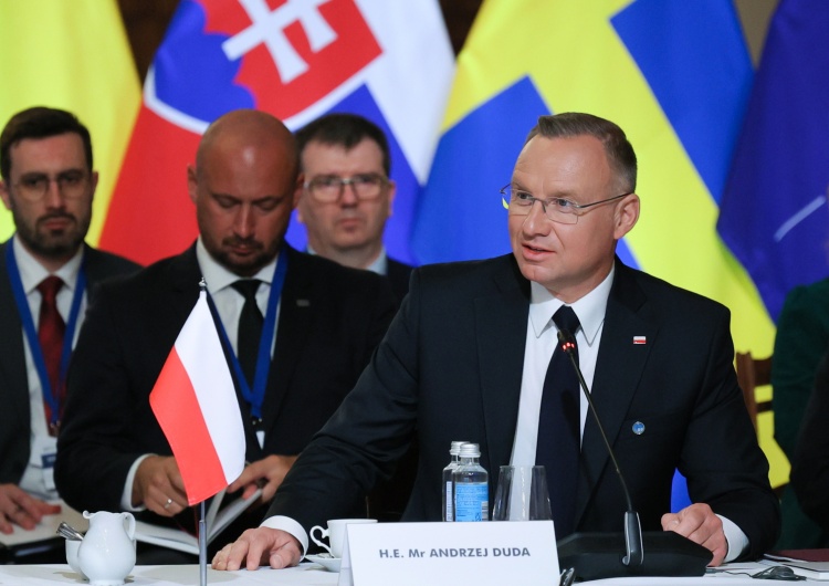Andrzej Duda Prezydent Duda: Powinniśmy zwiększyć nasze wydatki na obronność