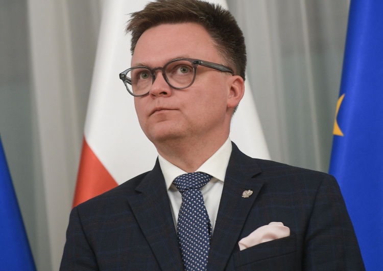 Szymon Hołownia Burza w Polsce 2050. Znany działacz odchodzi i oskarża władze partii