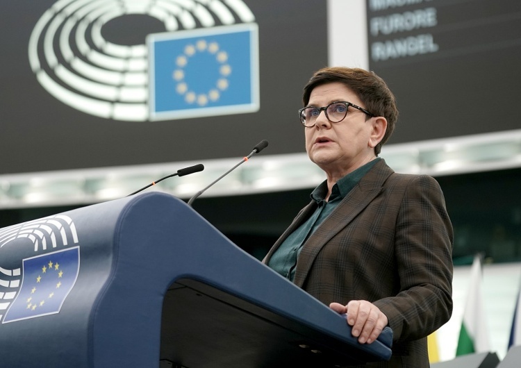 Beata Szydło / Beata Szydło: Mogli zablokować pakt migracyjny. Teraz się obudzili?