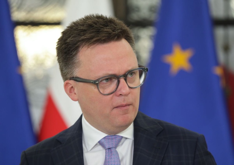 Marszałek Sejmu Szymon Hołownia Szymon Hołownia zaatakował Krystynę Pawłowicz. Jest oświadczenie TK