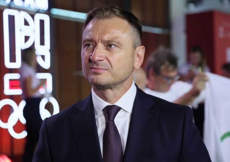 Sławomir Nitras Nitras dostał pozew. „Idą na wojnę z ministrem sportu”