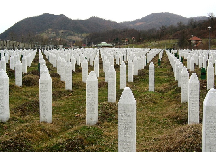 Srebrenica  Boszniacki holokaust: ta zbrodnia nadal budzi ogromne kontrowersje 