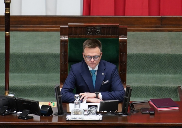 Marszałek Sejmu Szymon Hołownia  Złe wieści dla Hołowni. Miażdżący sondaż