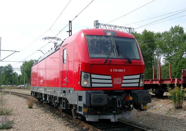 DB Cargo Polska S.A. PKP Cargo ma zwalniać, a Deutsche Bahn prowadzi w Polsce rekrutację