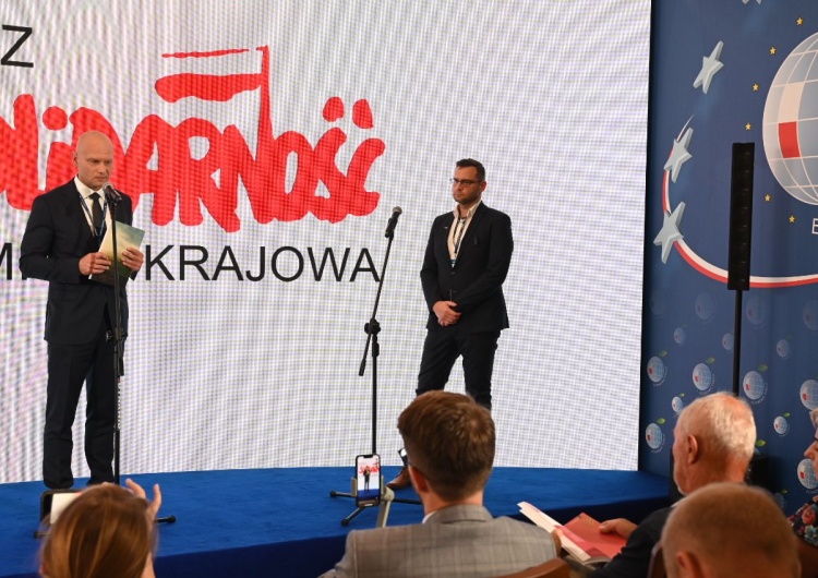 Konferencja NSZZ Solidarność na Forum Ekonomicznym w Karpaczu [WIDEO] Raport „Drapieżny Zielony (nie)Ład”. Konferencja NSZZ „Solidarność”